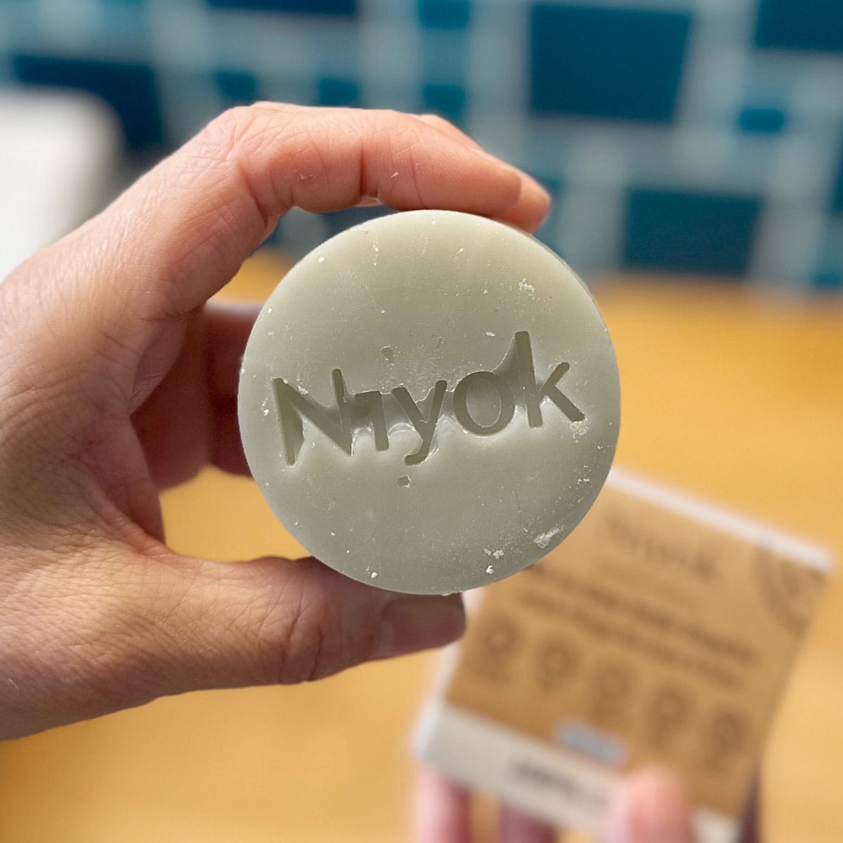 Niyok feste Dusche für Haut und Haar sensitiv 80g