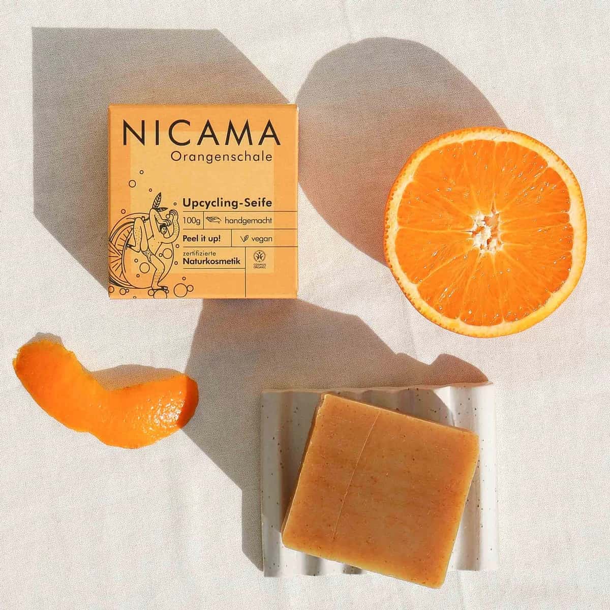Duschseife "Upcycling-Orangenschale" (COSMOS), mit Peelingeffekt – 100g,Nicama,Vegan,Palmölfrei,Plastikfrei,Naturkosmetik,handgemacht,Peel it up
