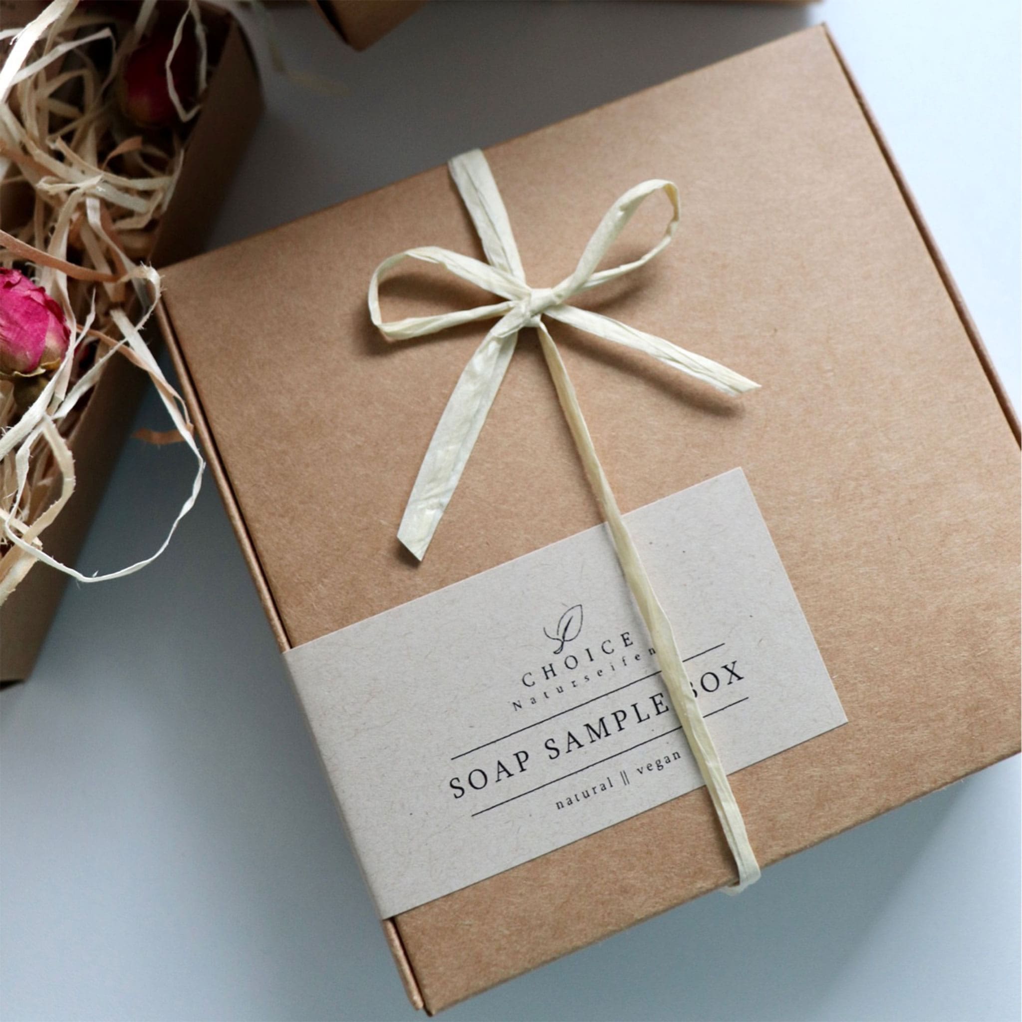 Geschenkbox "Alles Liebe", handgemacht – 200g von Choice