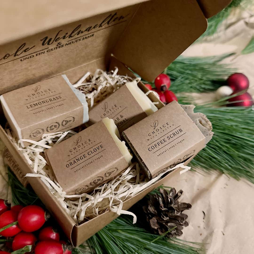 Geschenkbox "Frohe Weihnacht", handgemacht – 200g von Choice 4 feste Seifen von Choice
